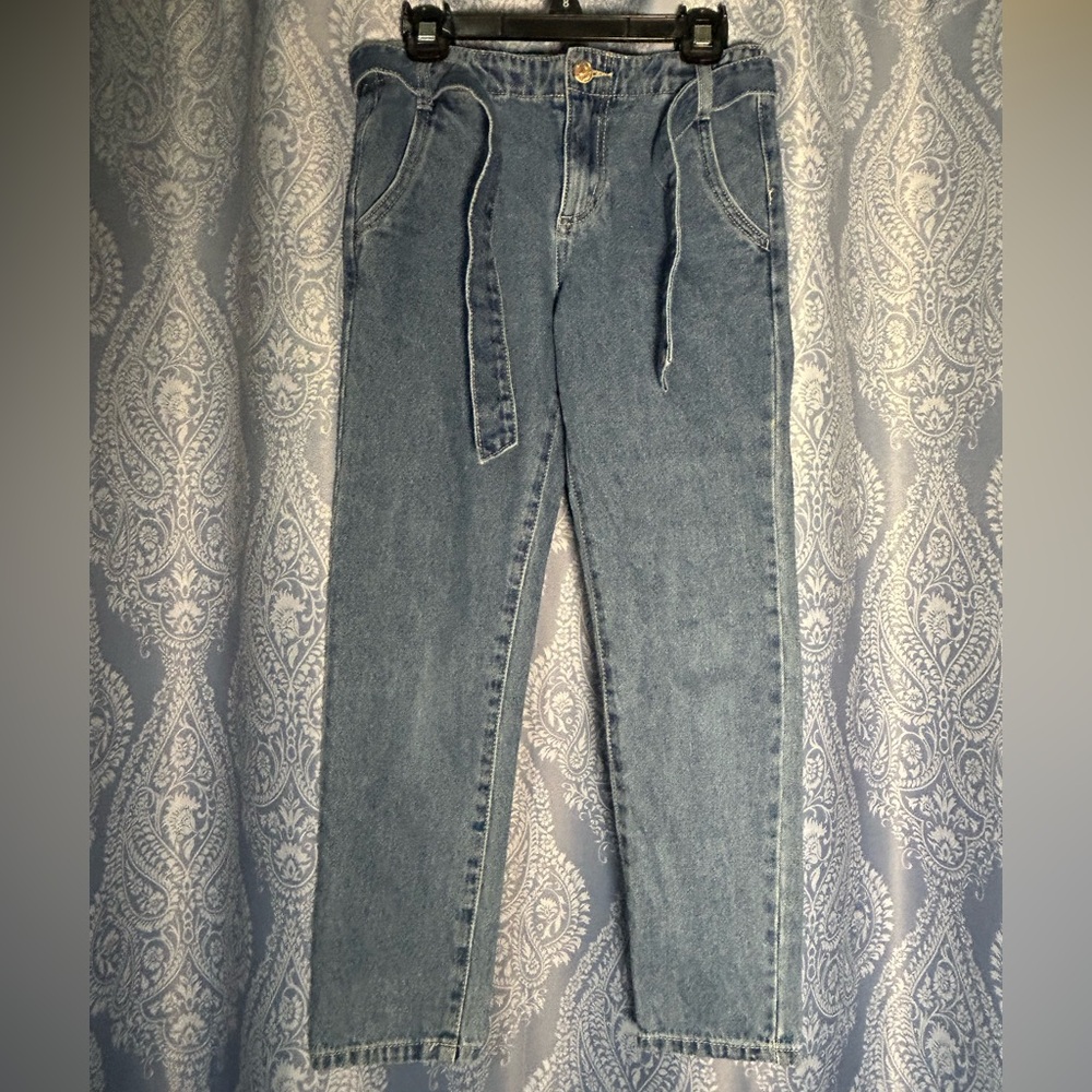 Forever 21 Girls Denim Jeans – Size 10 – Distressed / Stained – Budget Friendly